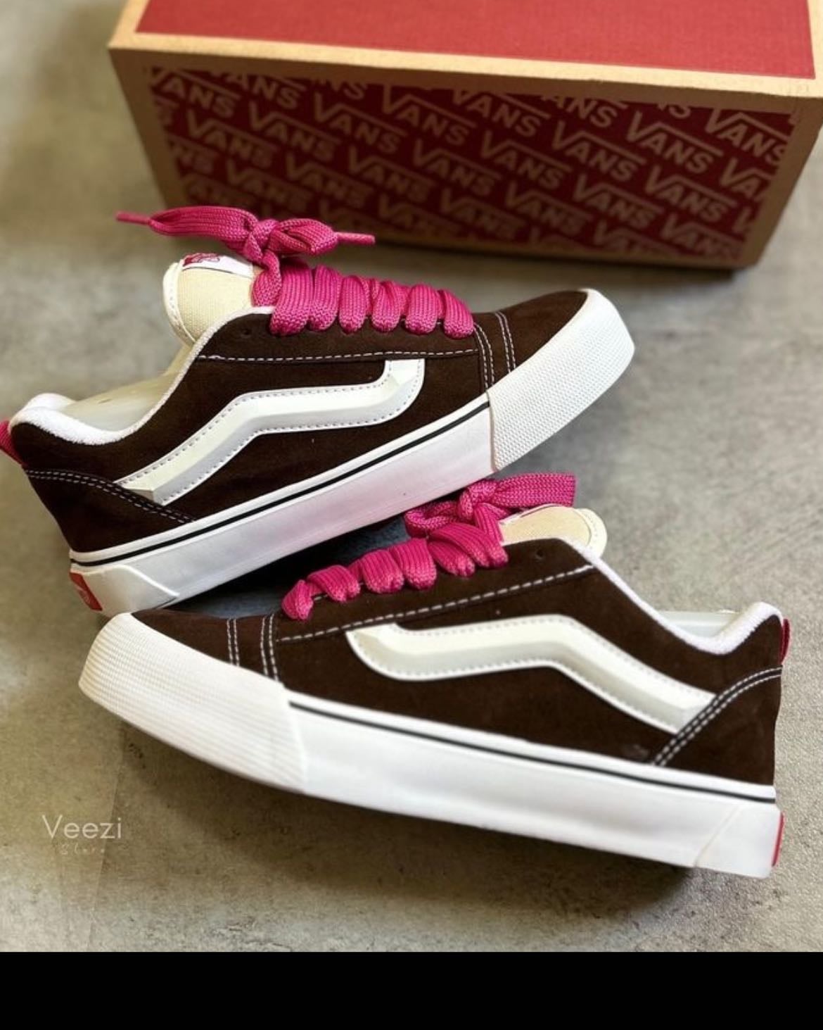Vans KNU