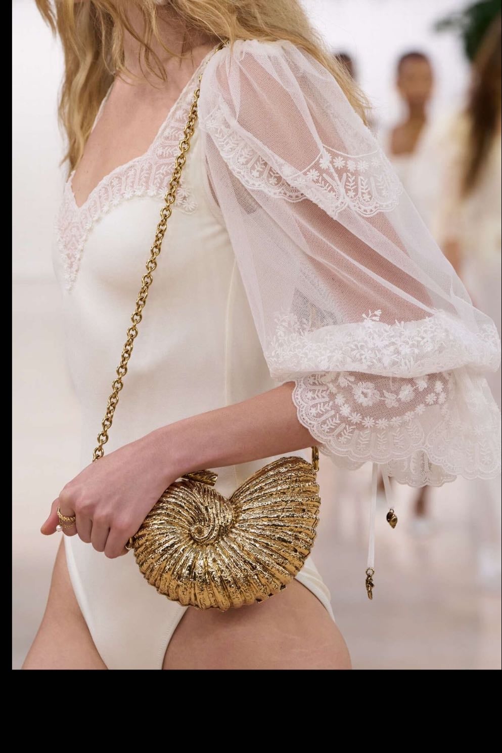 chloe ss25