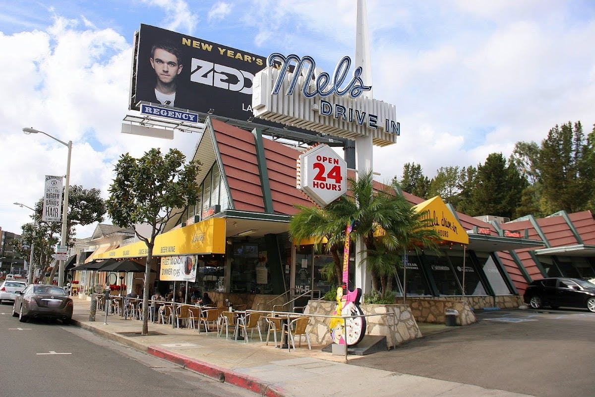 Mels Drive-In