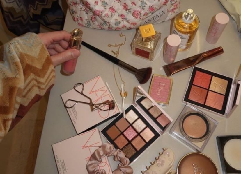 makeup 🎀🎀 - Products hypelist by val