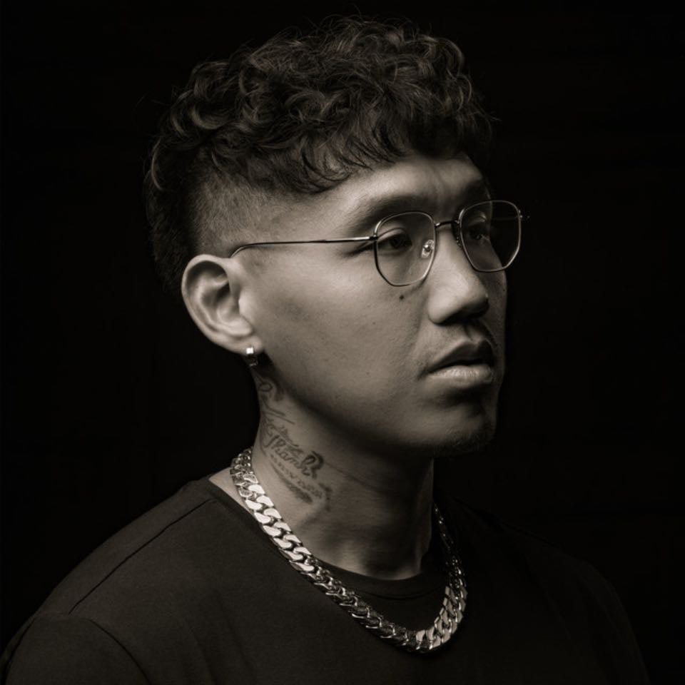 Monsieur Nov - Artist