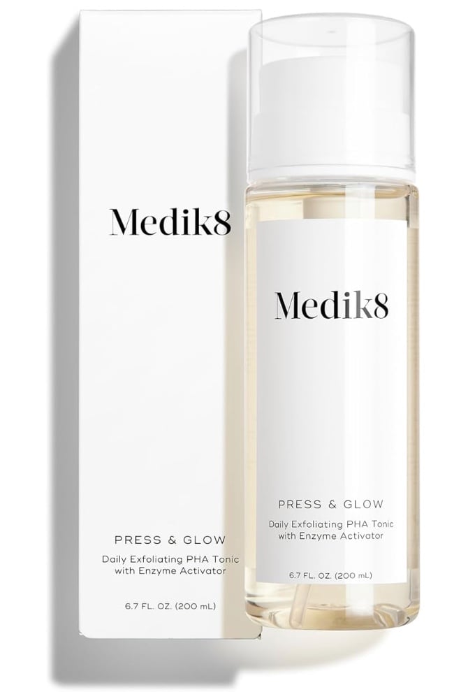 Medik8 Press & Glow Daily Exfoliating Pha Tonic Con Activador De Enzimas - T贸ner De 脕cido Polihidroxilado - Exfoliante De Limpieza Suave Para Aclarar, Tonificar La Piel Y Enrojecer - Para Piel De Vidr