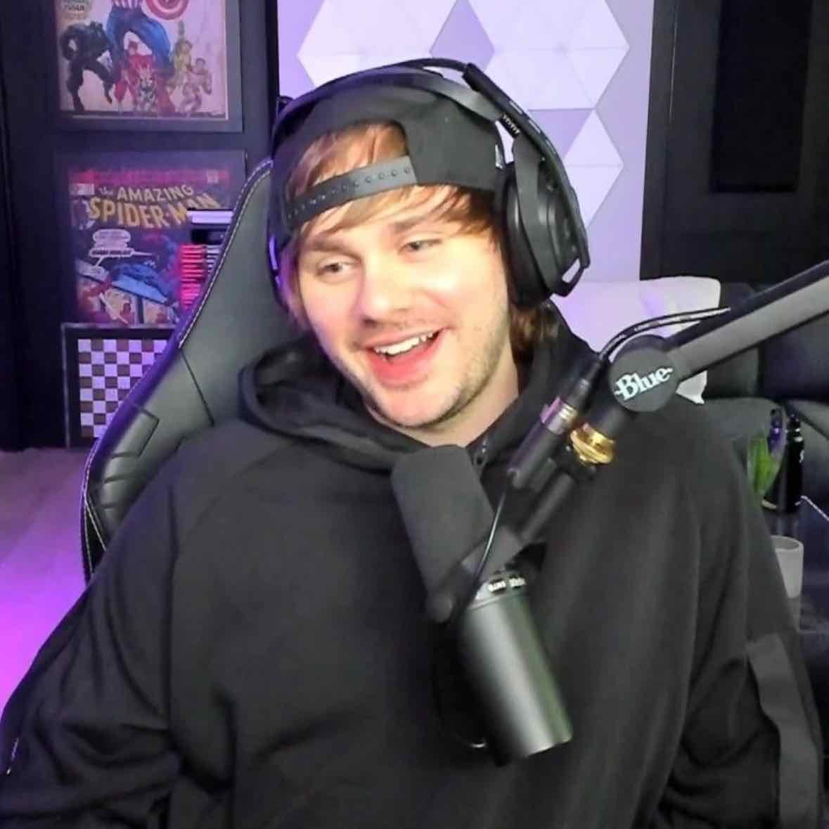 CALM Era - When I think of this era all I think about is Micheal’s livestreams and how good he looked in each one 😍🖤