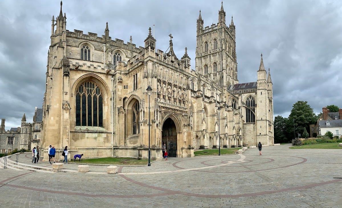 Gloucester Cathedral - Hogwarts Corridors | Corredores de Hogwarts