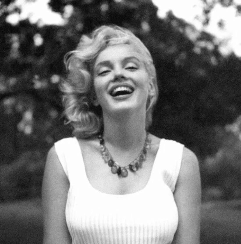 Marilyn Monroe - I love her sm n her films