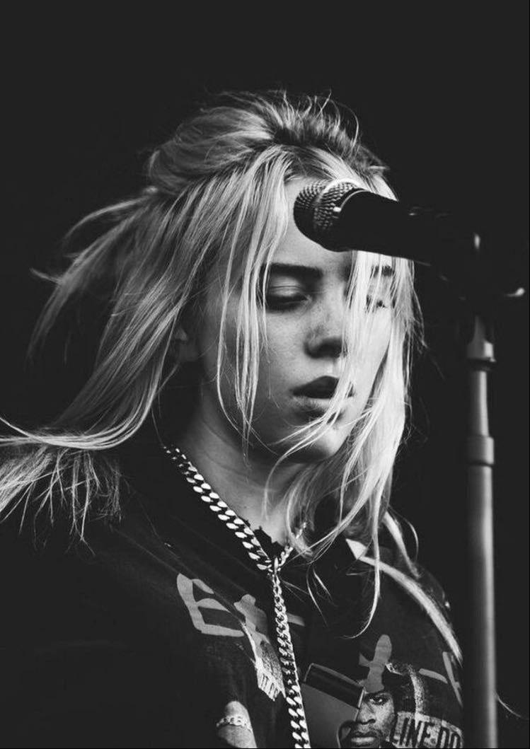 Billie Eilish - A fan since wwafawdwg
She’s so great and a lovely person