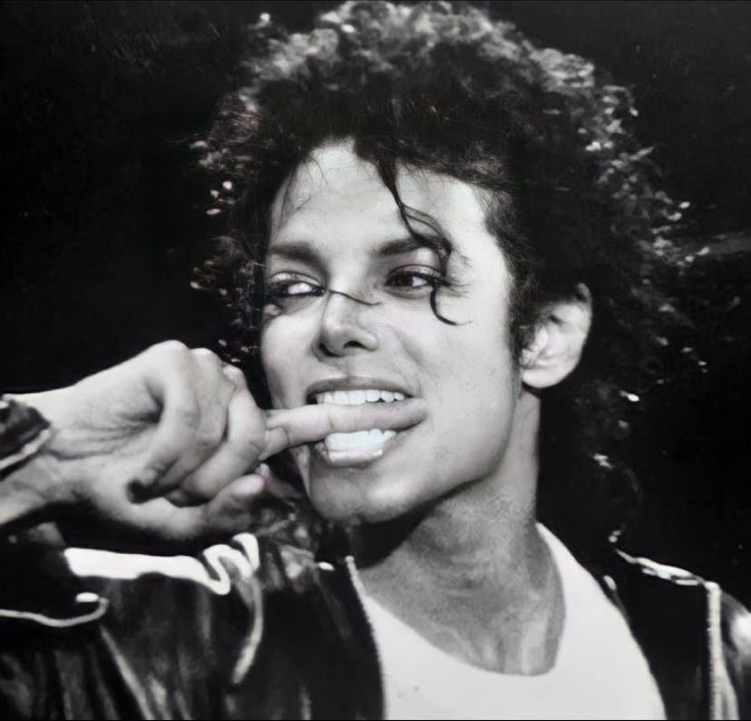 Michael Jackson - Artist