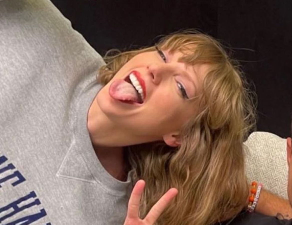 Favorite song from each Taylor Swift album - Music hypelist by xsmilerryx
