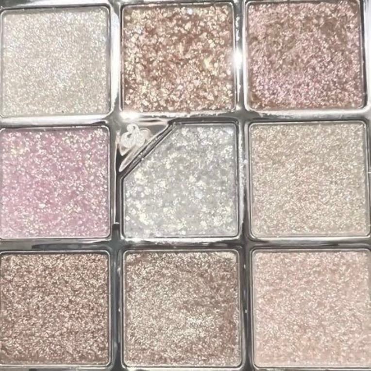 Shimmery eyeshadow
