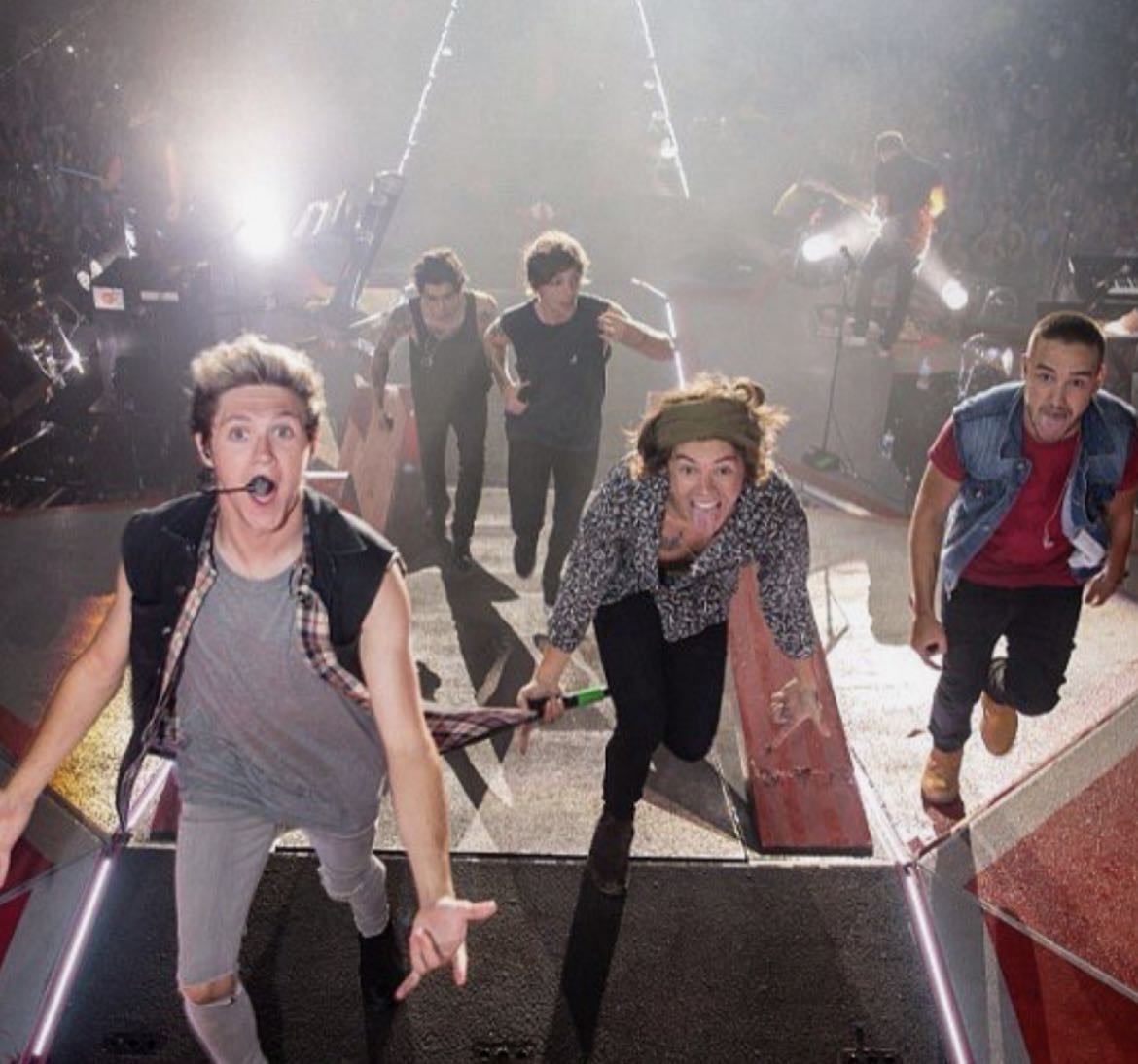 Best 1D songs - Music hypelist by Olivia馃挀