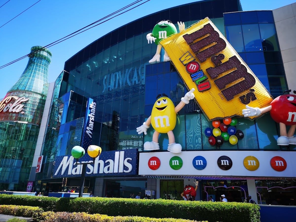 M&M World - Caramel M&M’s are delicious omg