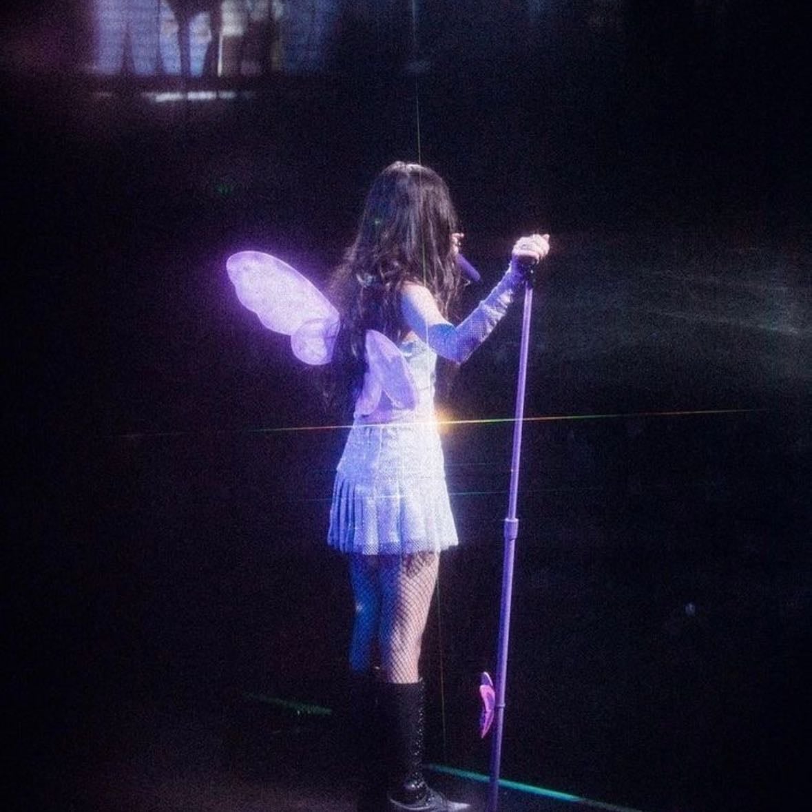 “I think, I think too much/‘Bout kids who don’t know me - Jealousy, Jealousy 💜
