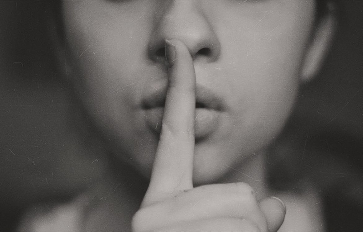 Tener 5 minutos en silencio - Es que luego si estresa hablar y escuchar