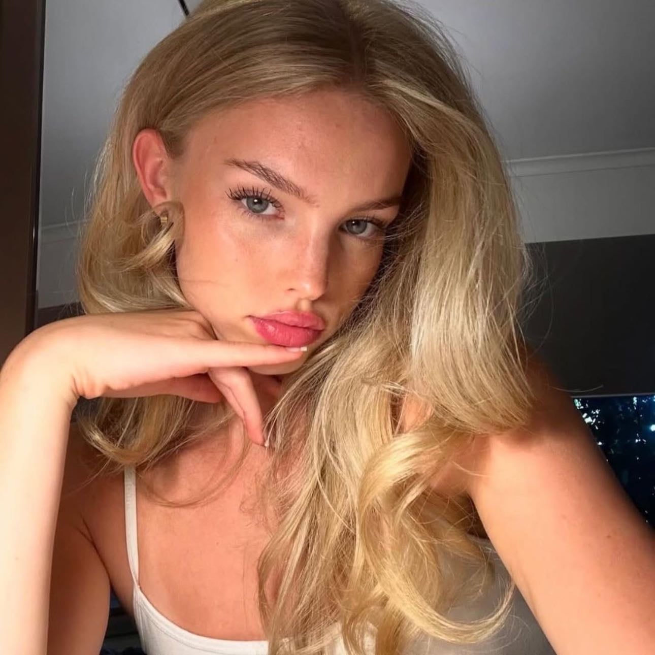aoife molloy - bot