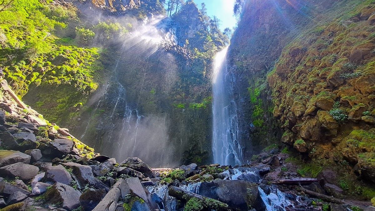Cascada Los Diamantes