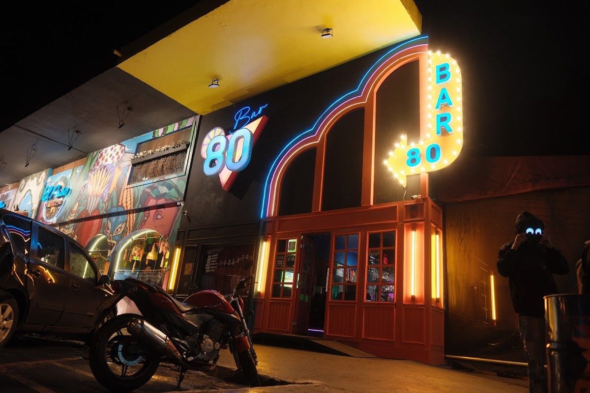 Bar 80