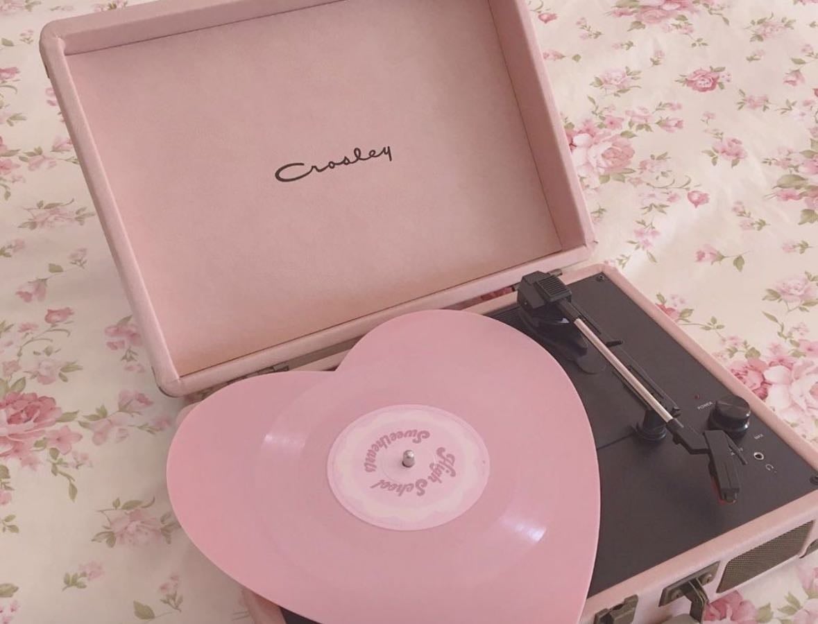 vinyl collection - Music hypelist by criselda 𝜗𝜚