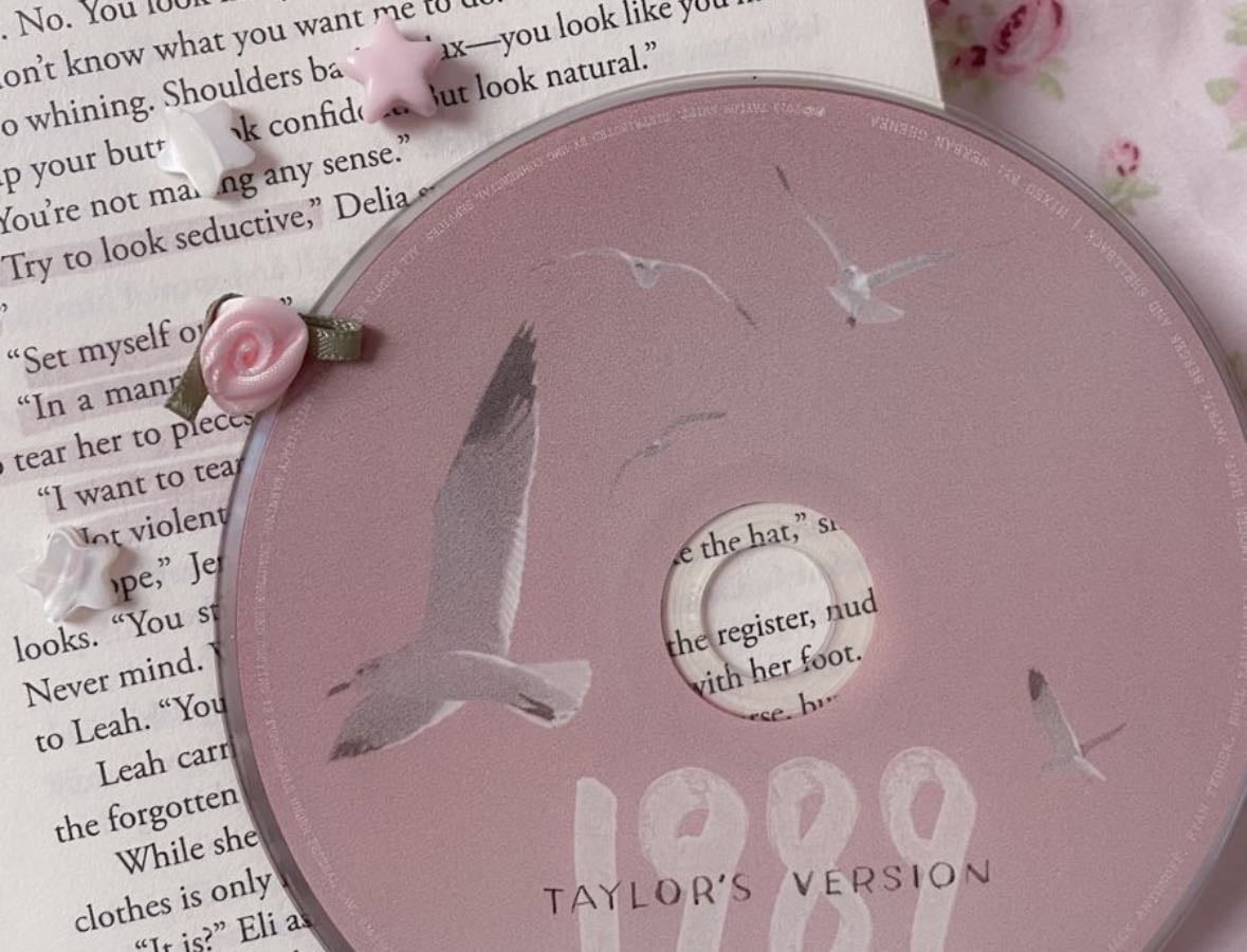 my top 4 songs off each taylor swift album - Music hypelist by criselda 𝜗𝜚