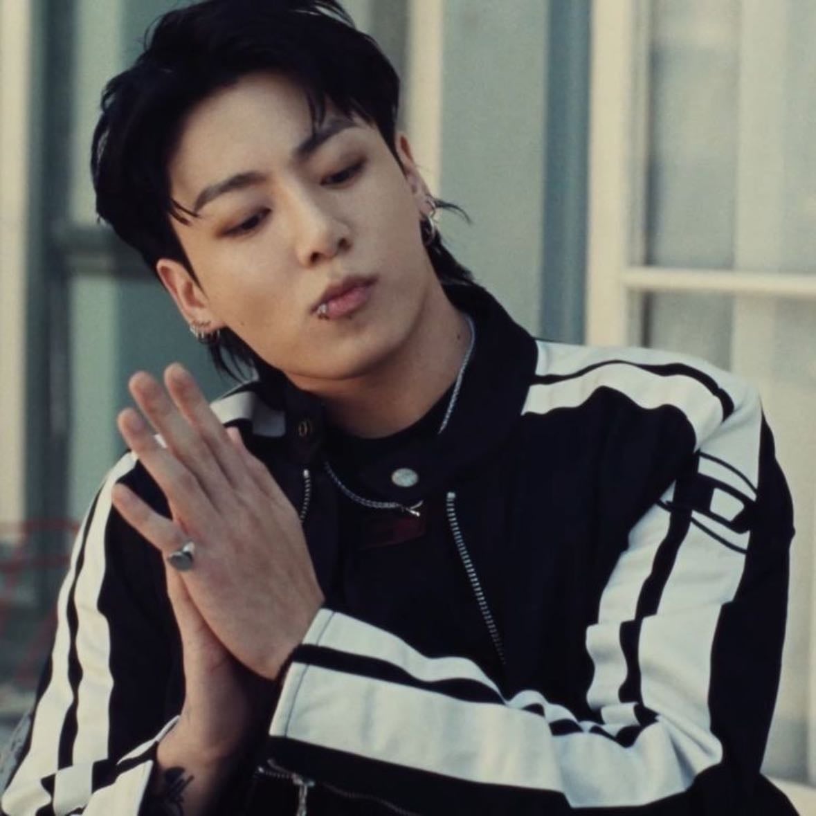 seven (feat. latto) - Song · Jung Kook, Latto