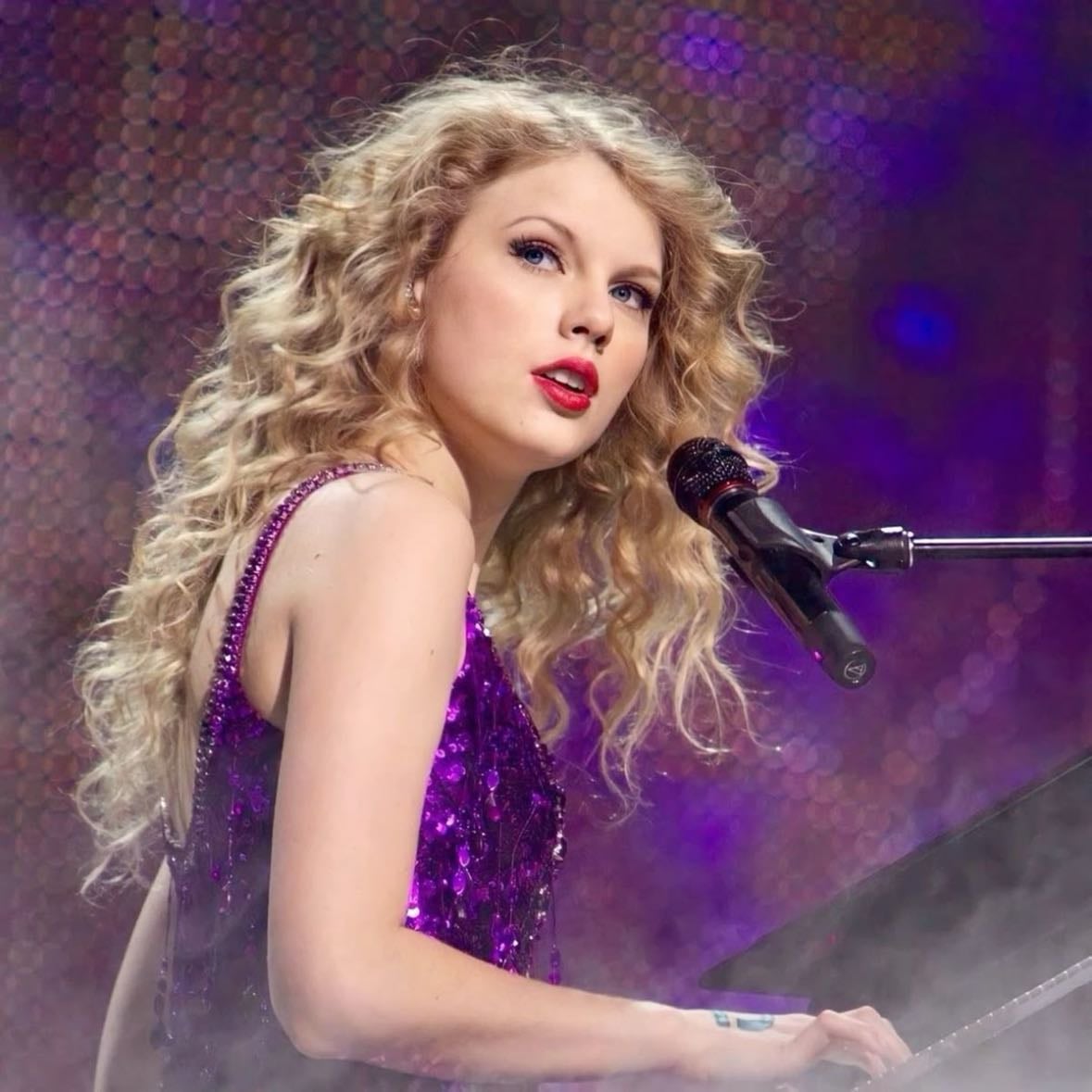 long live (taylor's version) - Song · Taylor Swift