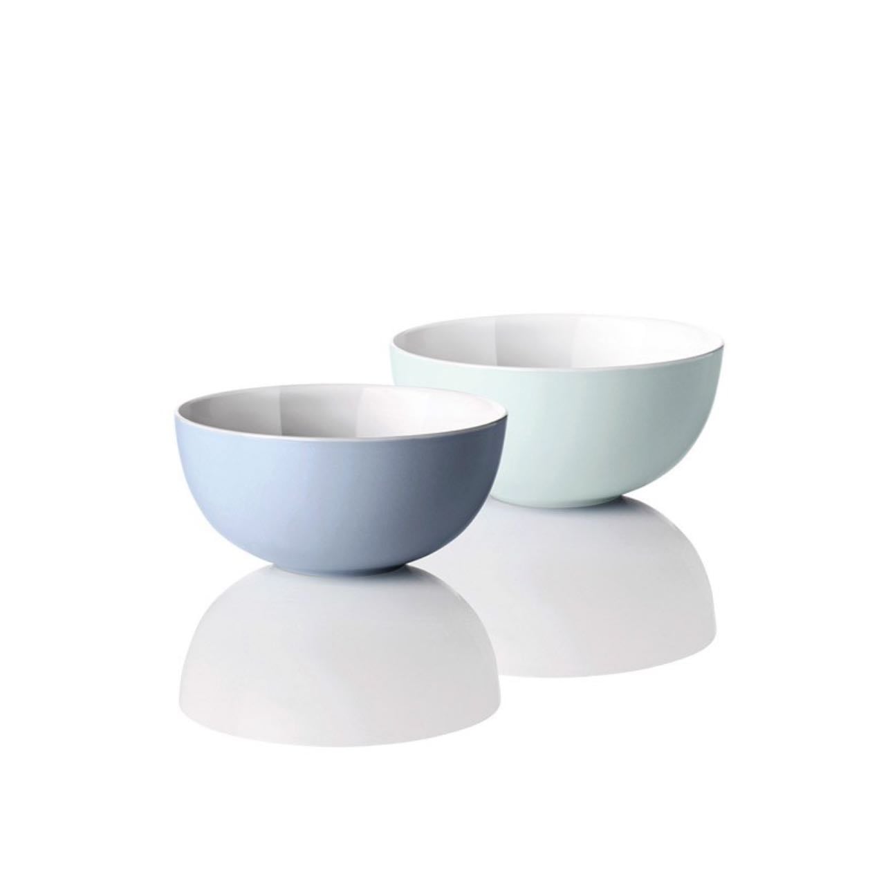 2 bowls