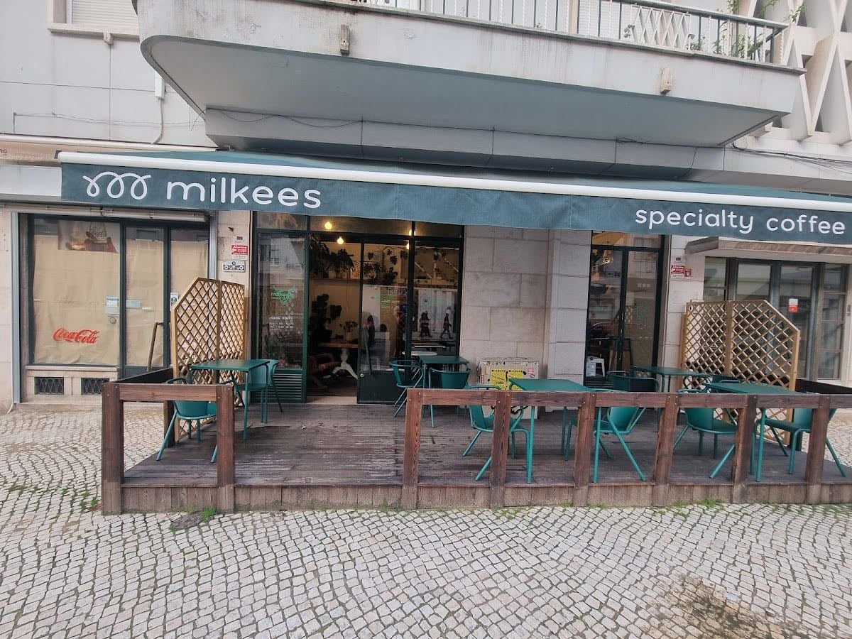 Milkees - Specialty Coffee & Cookies