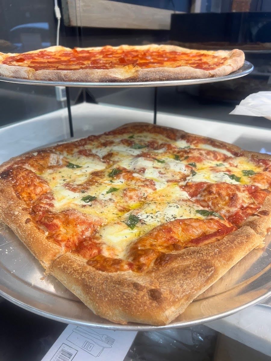 Mario's - Pizza/Portuguese