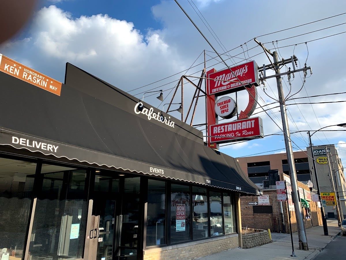Manny's Cafeteria & Delicatessen - Jewish deli