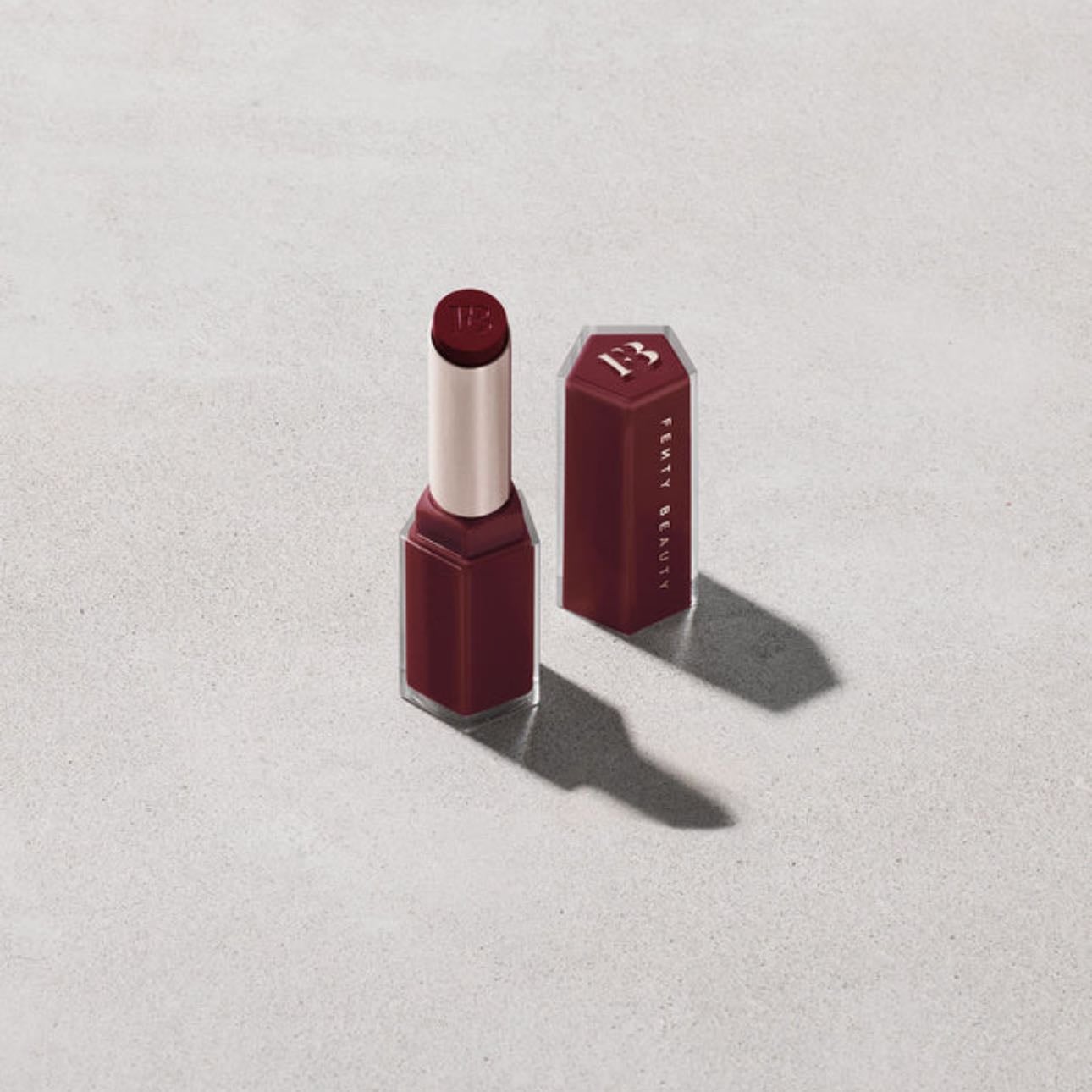 Fenty Beauty - Gloss Bomb Stix High Shine Gloss Stick - Black’r Berry