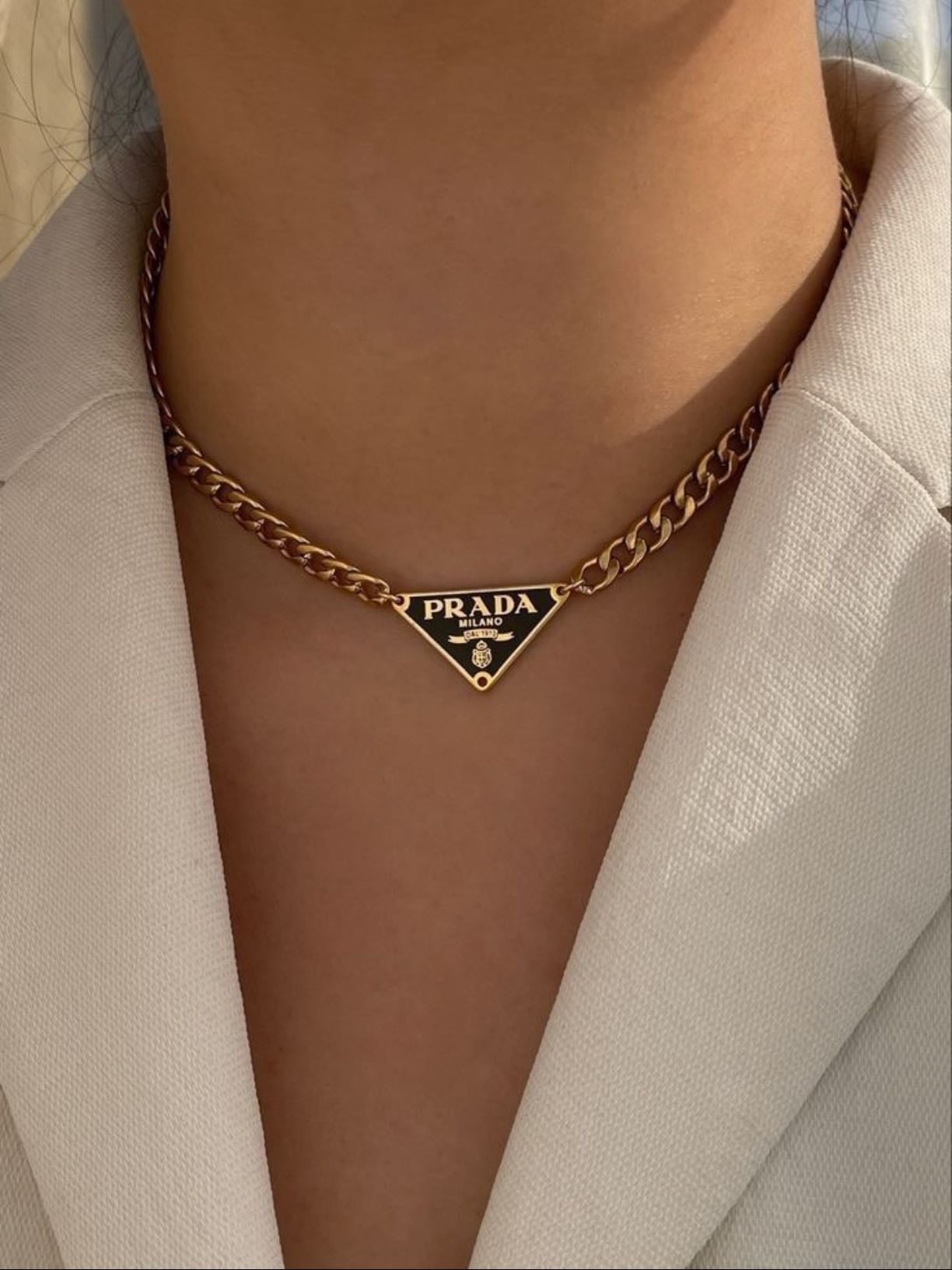 Neckless