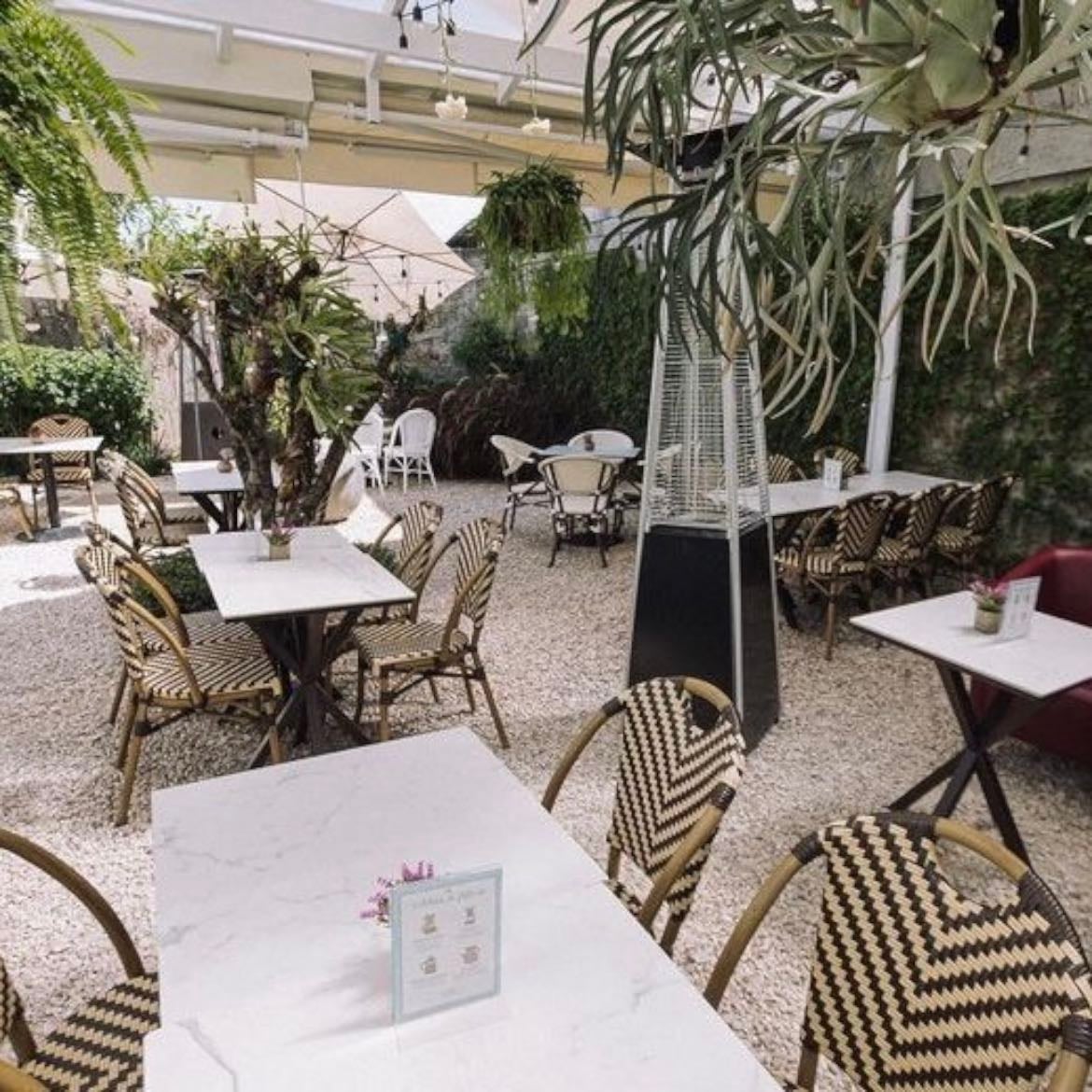 Recoleta Café Bistró