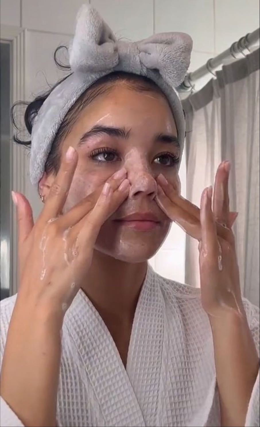 Wash face - Just cleanse & moisturise