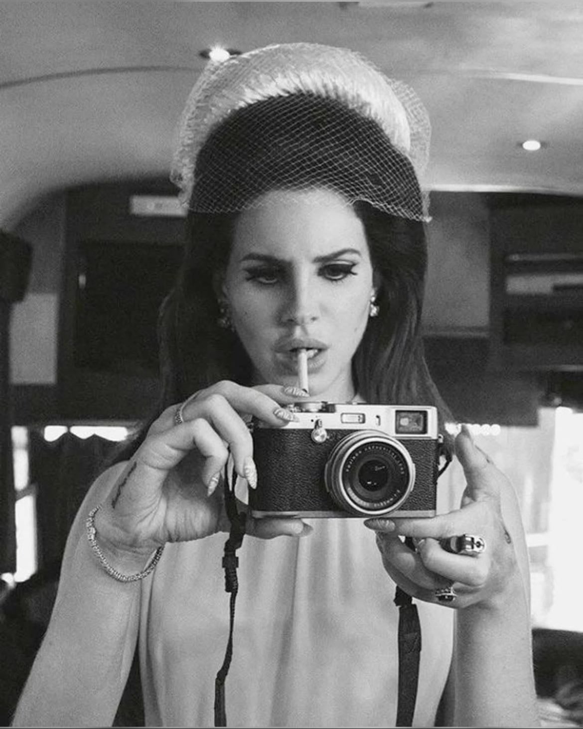 Pretty When You Cry - Song · Lana Del Rey
