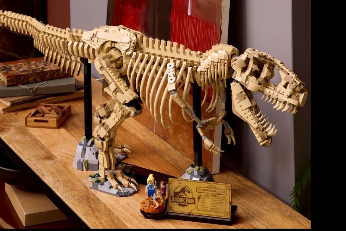 t-rex skeletom