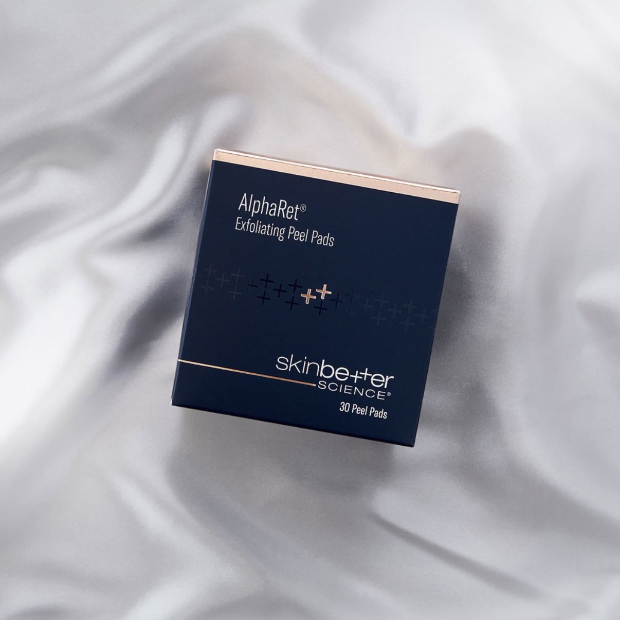 Alpharet exfoliating peel pads - Recommended for every day by dr. Prem Tripathi