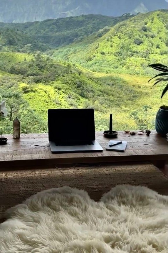 digital nomad stint - japan, korea, china, peru, bali, vietnam, canada, france