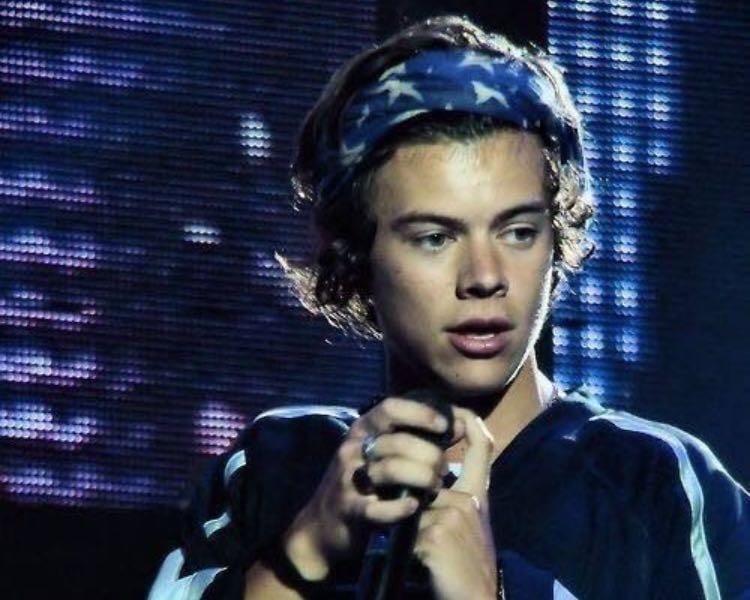 Fave song from each album - Harry Styles - Music hypelist by Ida !