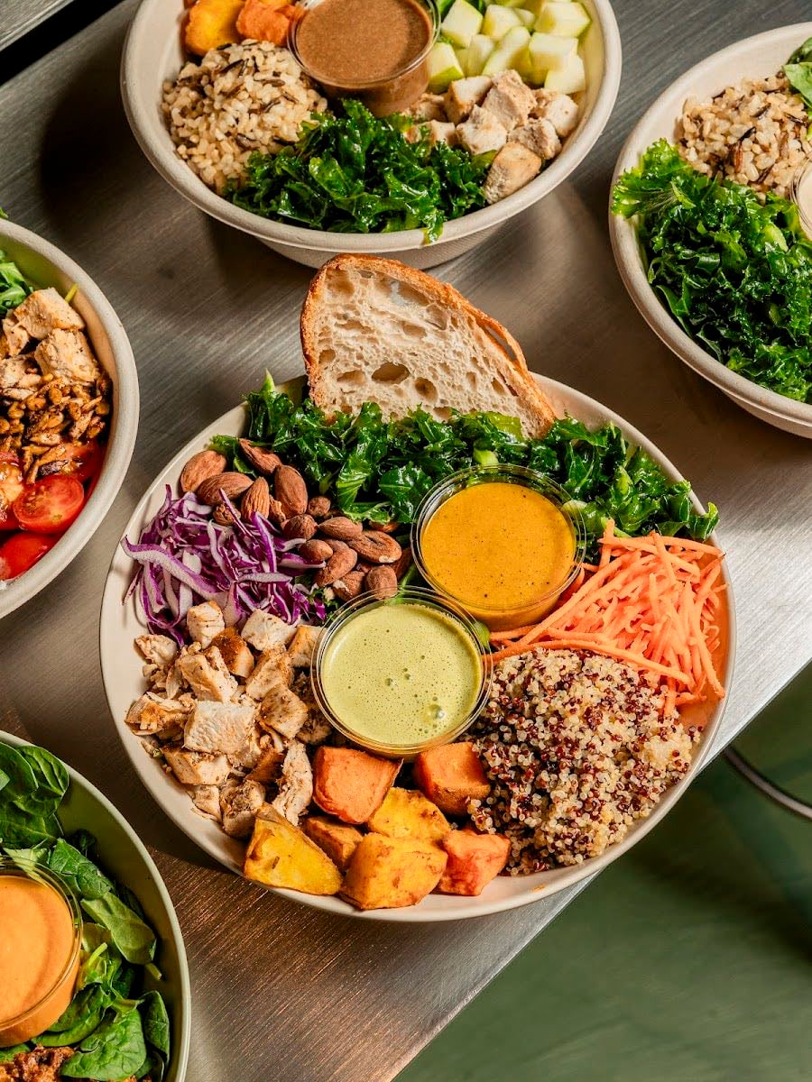 Greta Salad Bar - Bowls