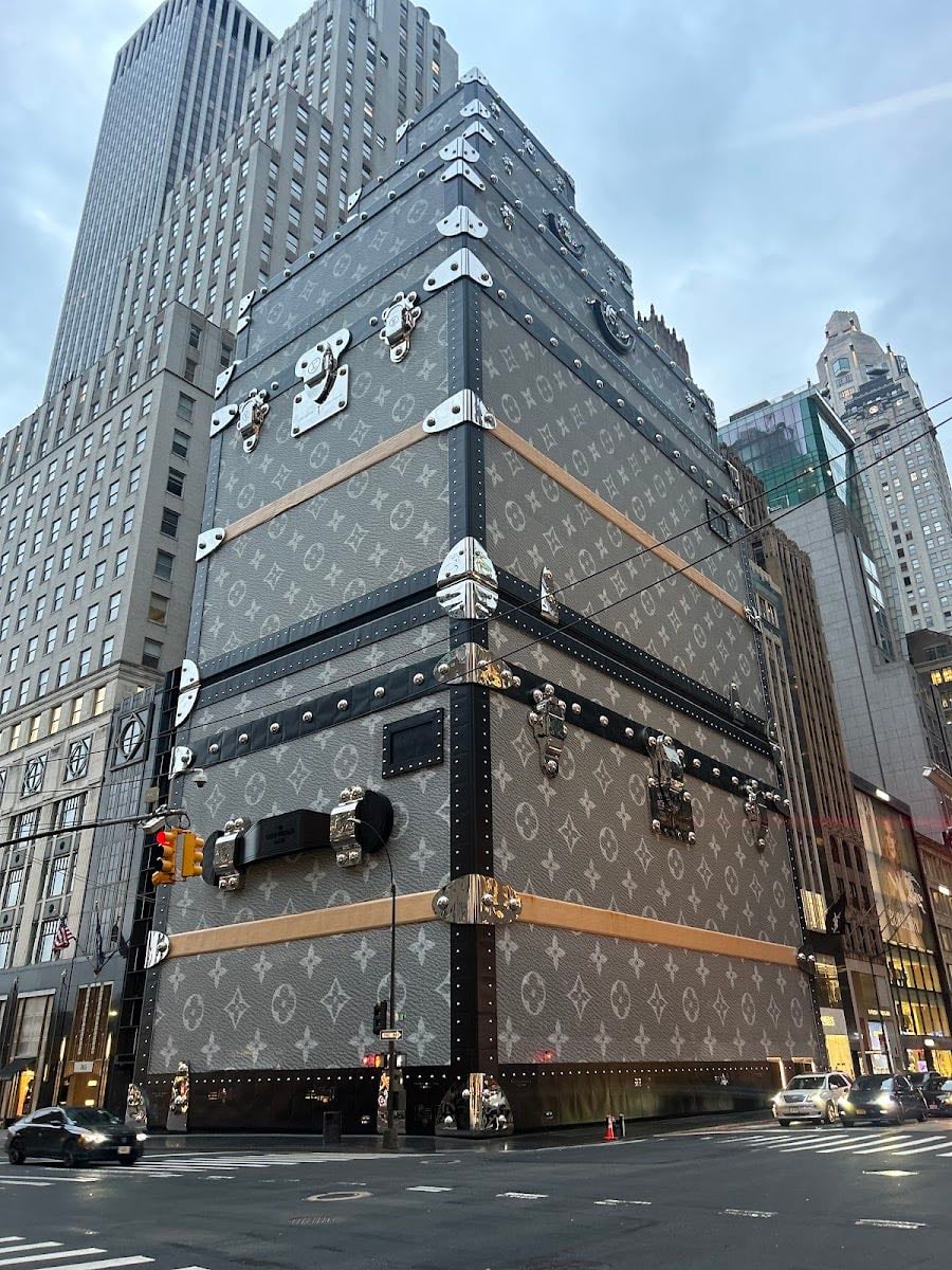 Louis Vuitton Trunk