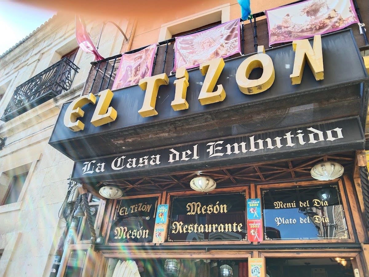 Restaurante El Tizón - Embutido