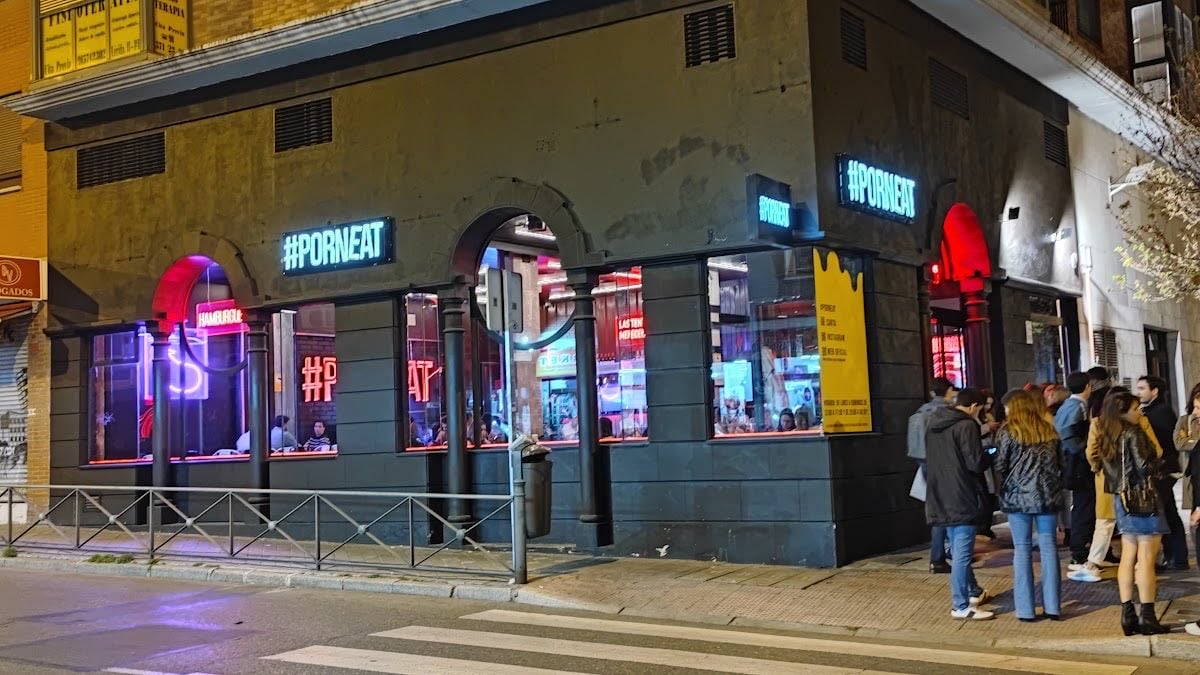 #PORNEAT