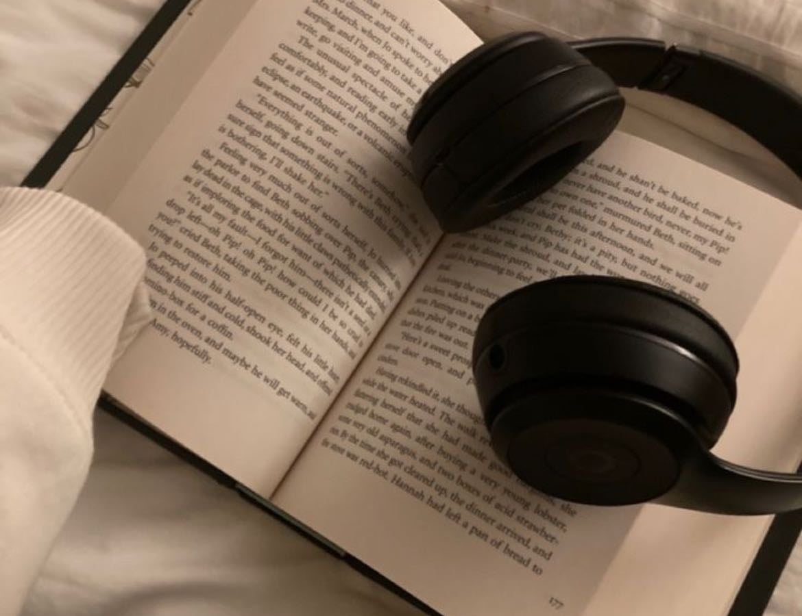 books - Books hypelist by Cat Ferreira
