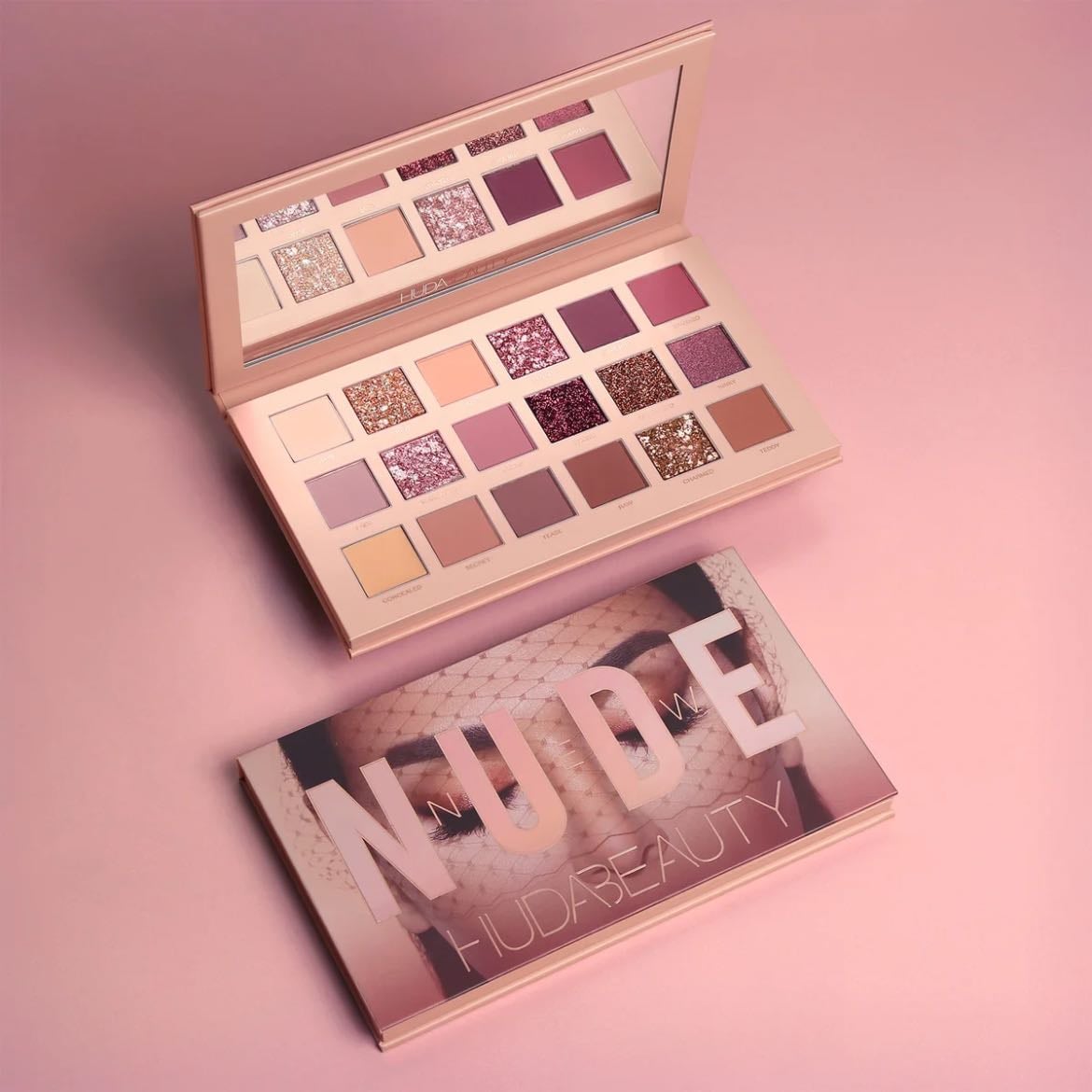 Huda beauty new nude paleta