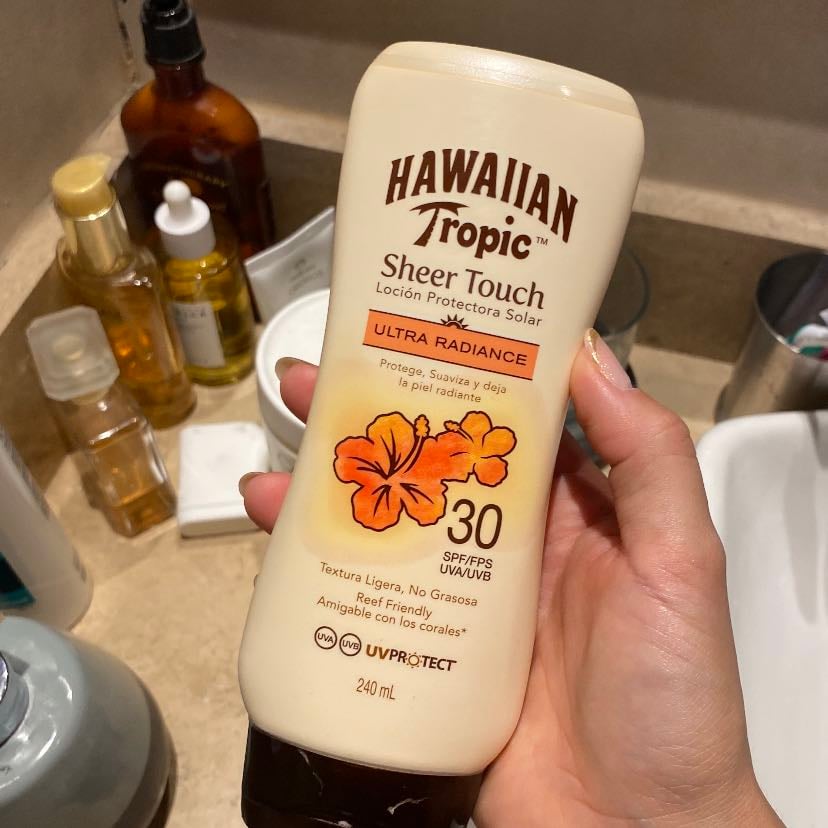Hawaiian sheer touch - Piel radiante, humectada y olor a coco