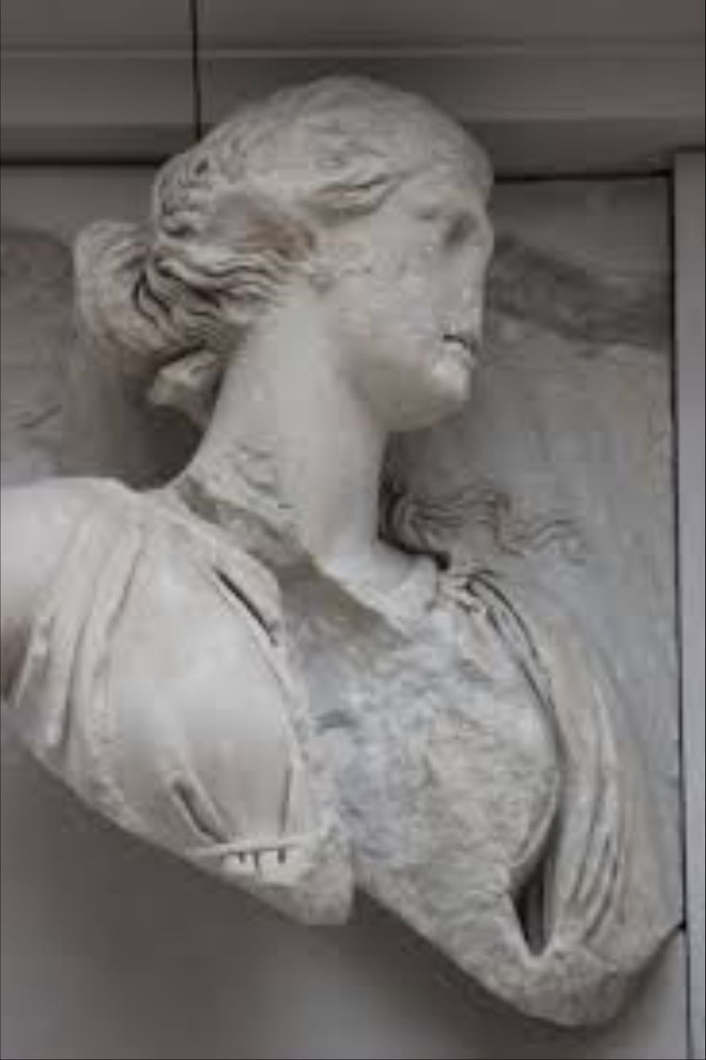 Theia - The Greek Titan goddess of the aether
Roman form: Dione
