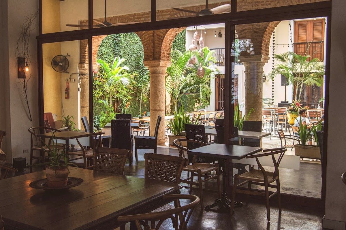 El Buho Eatery