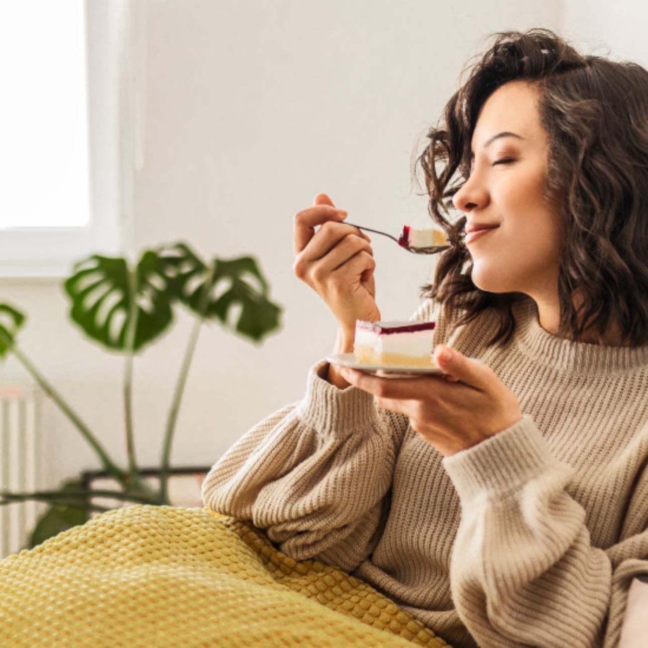 Me alimento de manera consciente y escucho las necesidades de mi cuerpo.