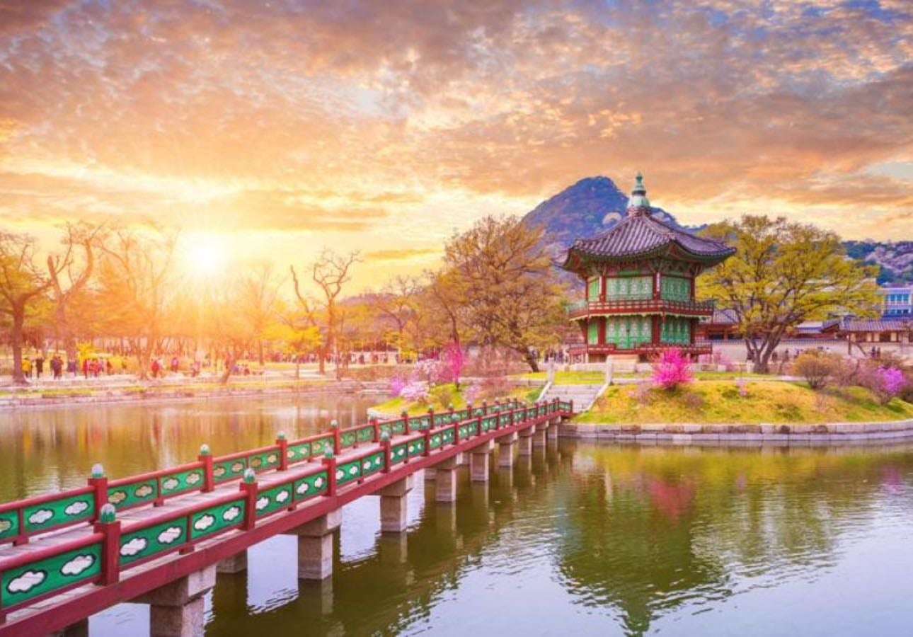 Estoy viendo… 🇰🇷❤️ - Movies hypelist by Bibi Vargas