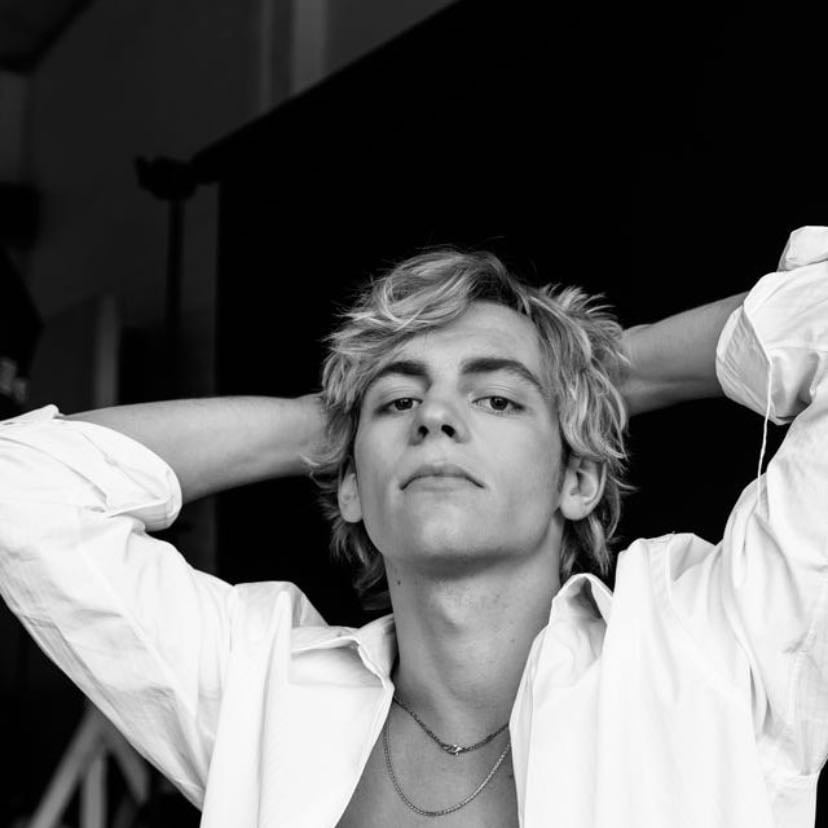 Ross Lynch - Actor - Cantante