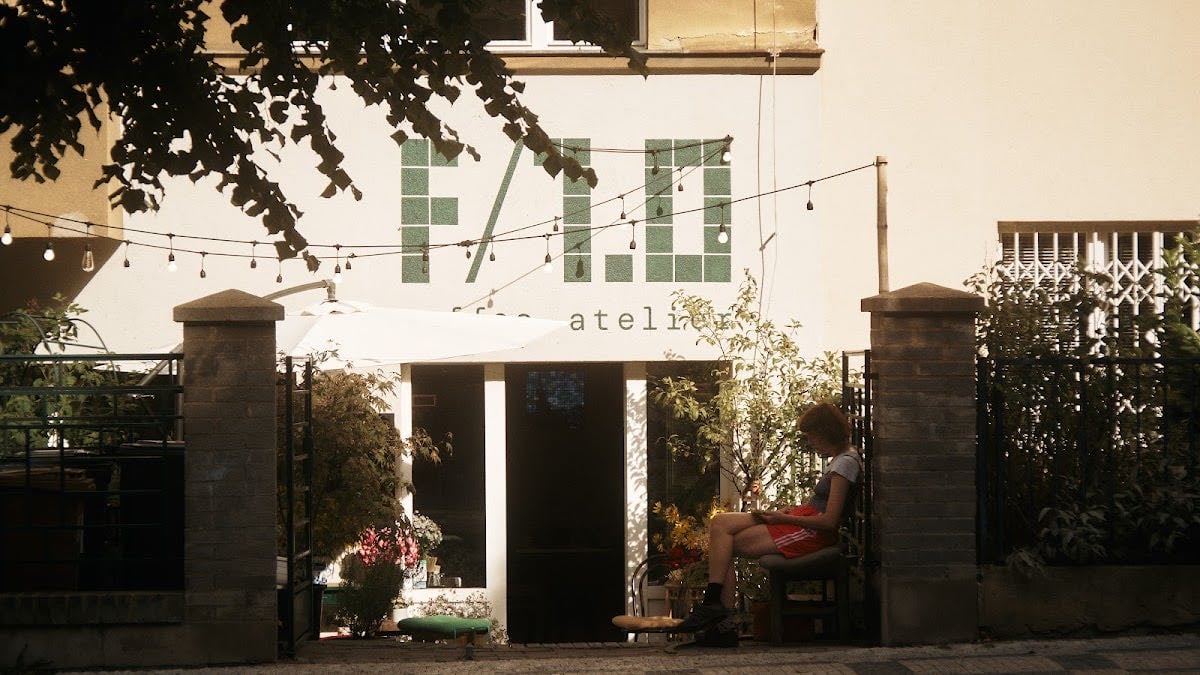 F/1.0 coffee atelier